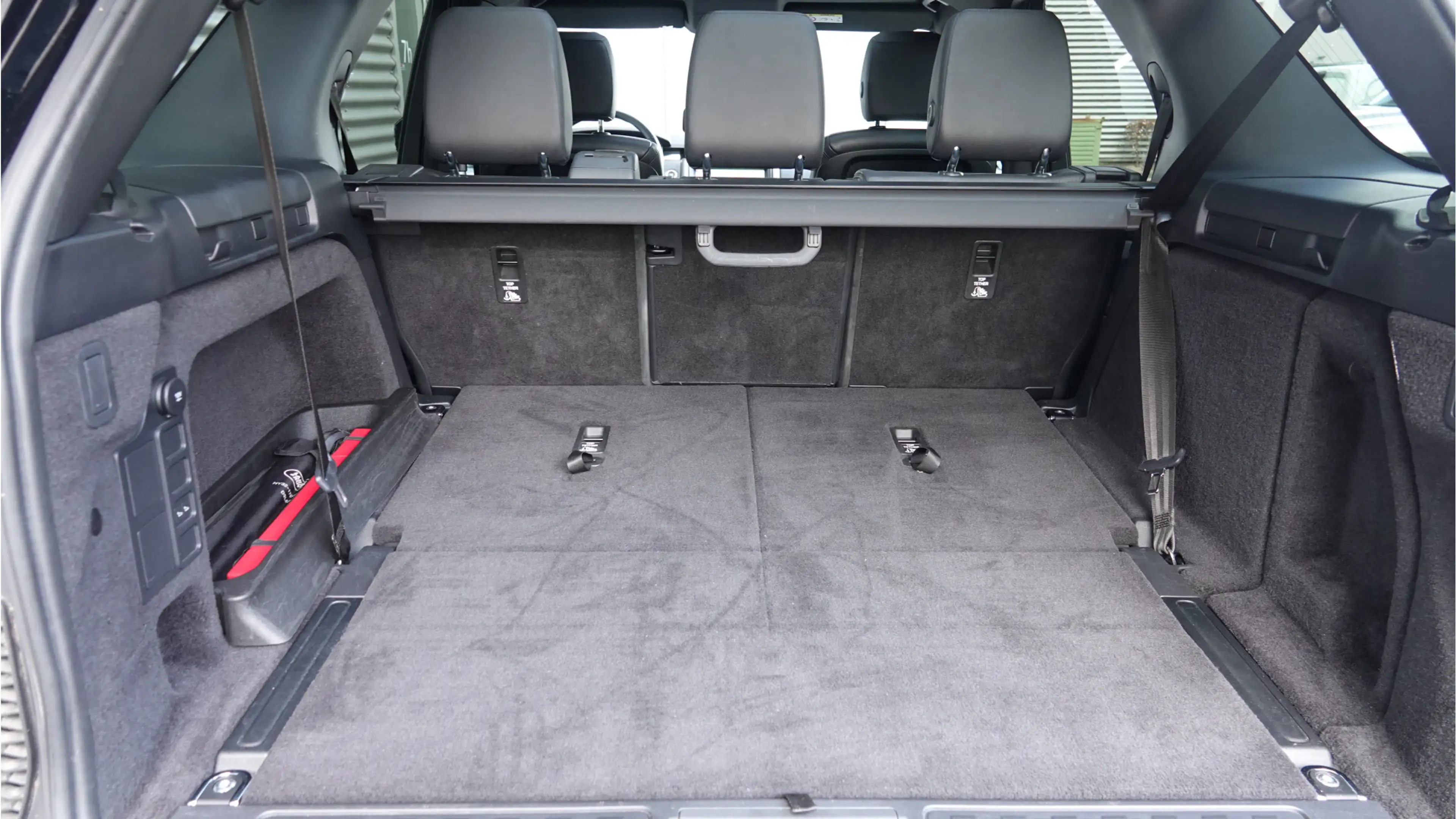 Land Rover Discovery 3.0 Sd6 Landmark Edition 7p. Black Optik | Panoram — photo 30