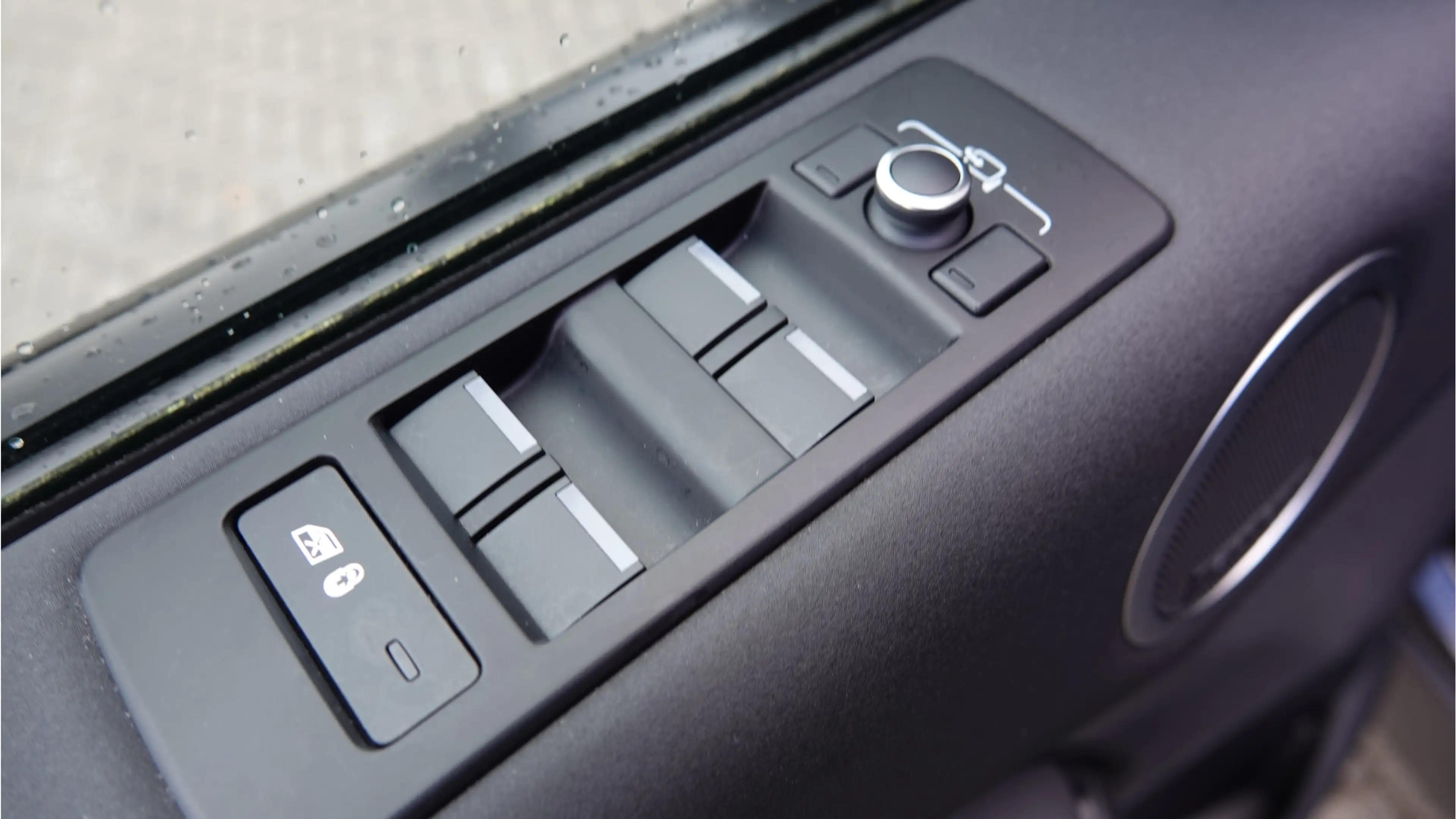 Land Rover Discovery 3.0 Sd6 Landmark Edition 7p. Black Optik | Panoram — photo 19