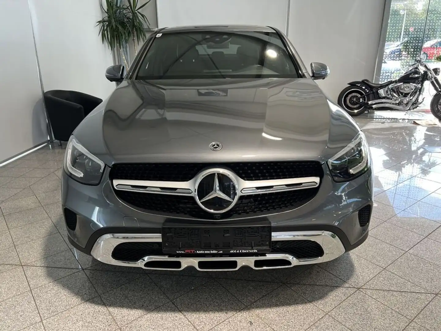 Mercedes-Benz GLC 300 de 4Matic ''Schiebedach'' Grau - 2