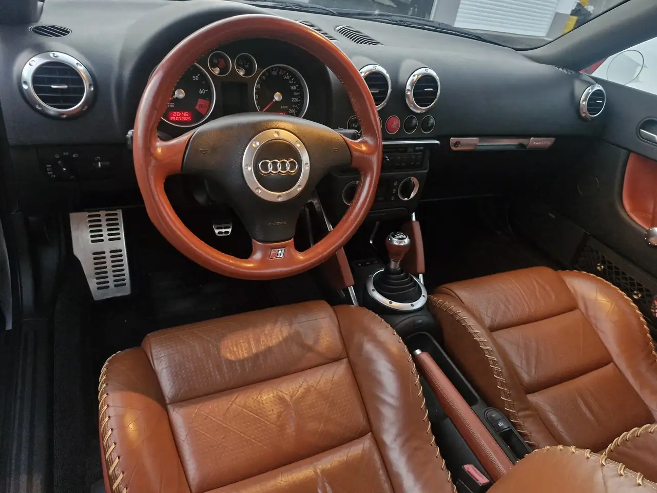 Audi TT Roadster 1.8 T quattro, foto 6