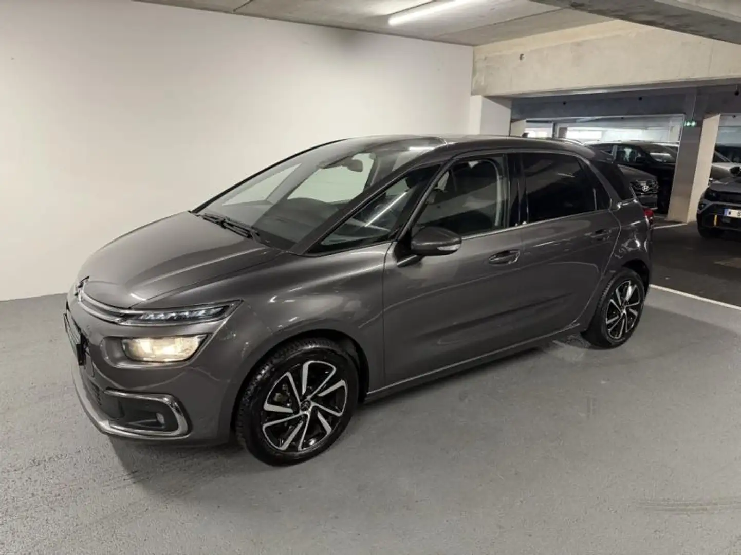 Citroen C4 SpaceTourer PureTech 130ch S\u0026S Shine EAT8 E6.d-TEMP Gris - 1