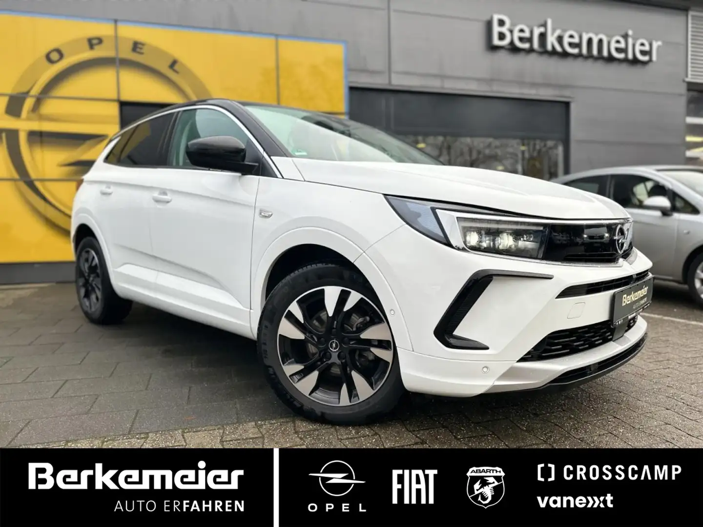Opel Grandland 1.2 AT Elegance **AHK/Ultimate-Paket** Bílá - 1