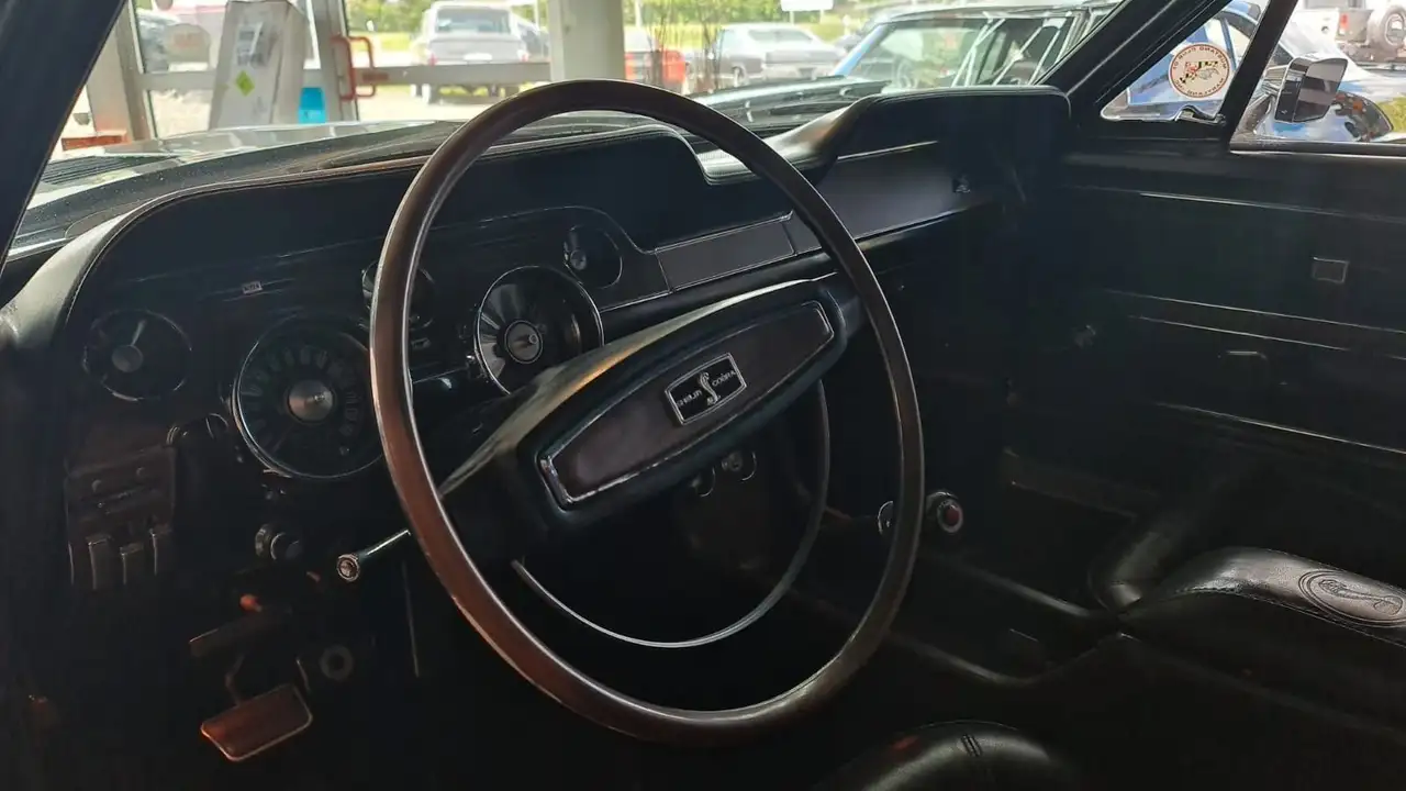 Ford Mustang Shelby GT500 7.0L 1.HAND, foto 12
