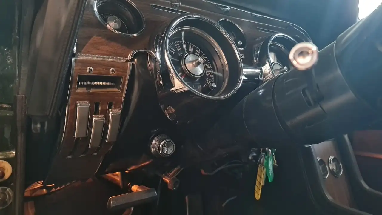 Ford Mustang Shelby GT500 7.0L 1.HAND, foto 10