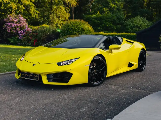 Lamborghini Huracán Huracan Spyder couleur AD PERSONAM PPF bloc avant LIFT 4 nouveux pneus Michelin pilote 4S