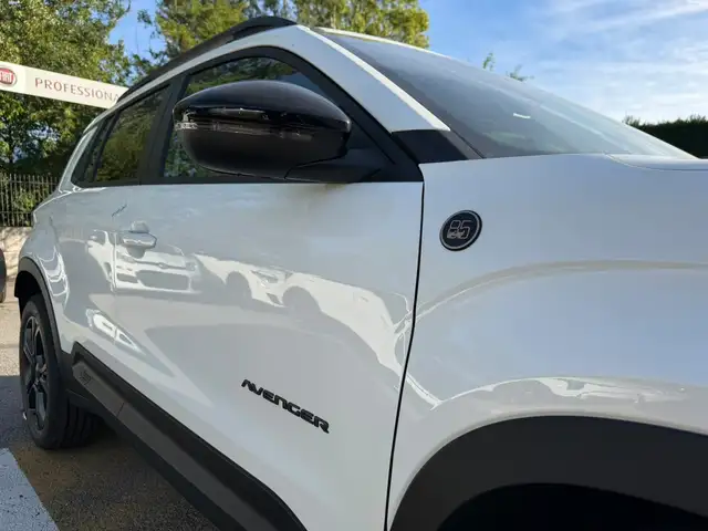 Jeep Avenger view 15