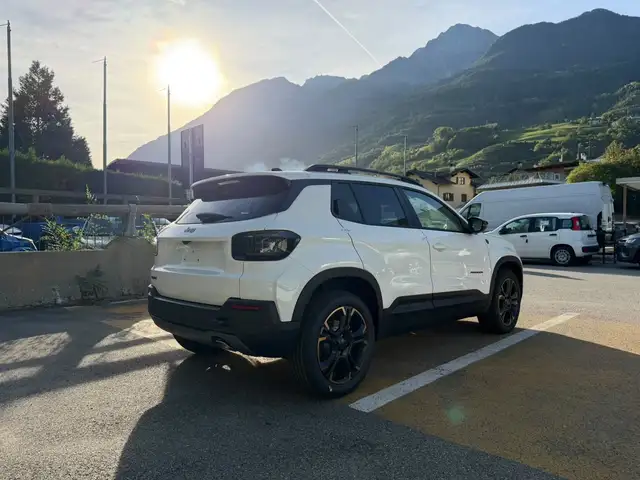 Jeep Avenger view 7