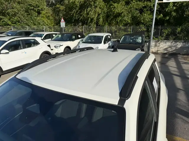 Jeep Avenger view 10