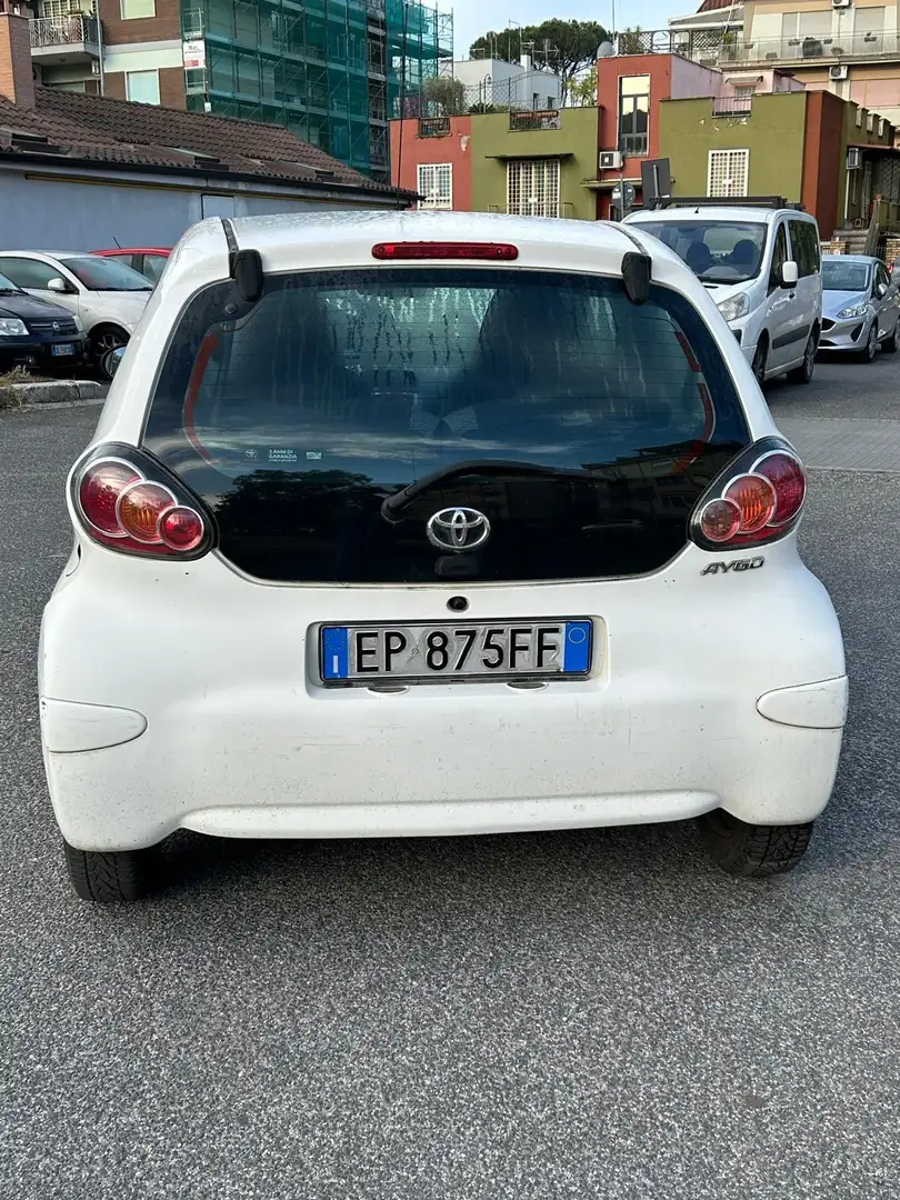 Toyota Aygo Blanc - 2