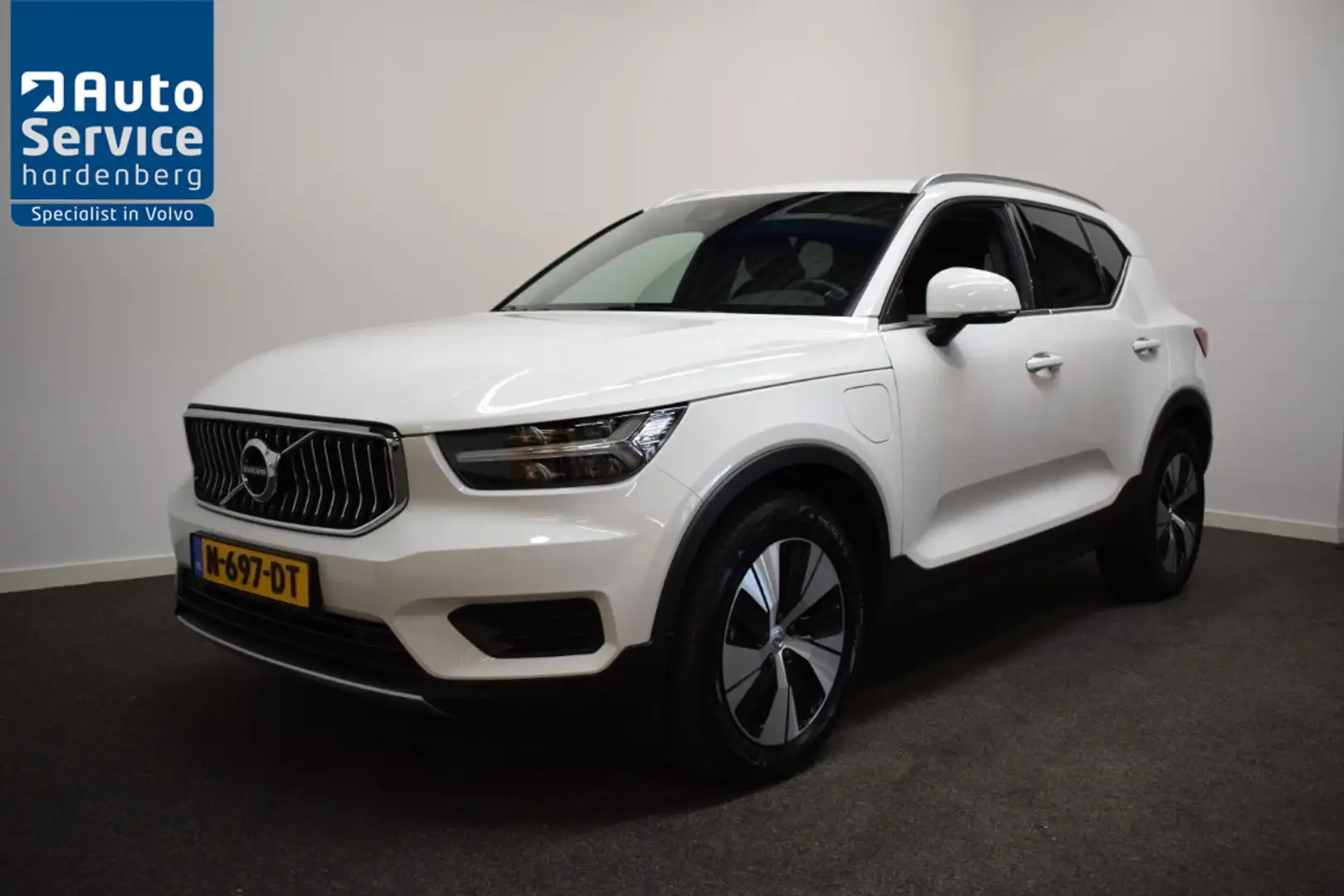 Volvo XC40 T4 AUT7 Hybride Expression Airco/ Navi/ Apple Andr Bianco - 1