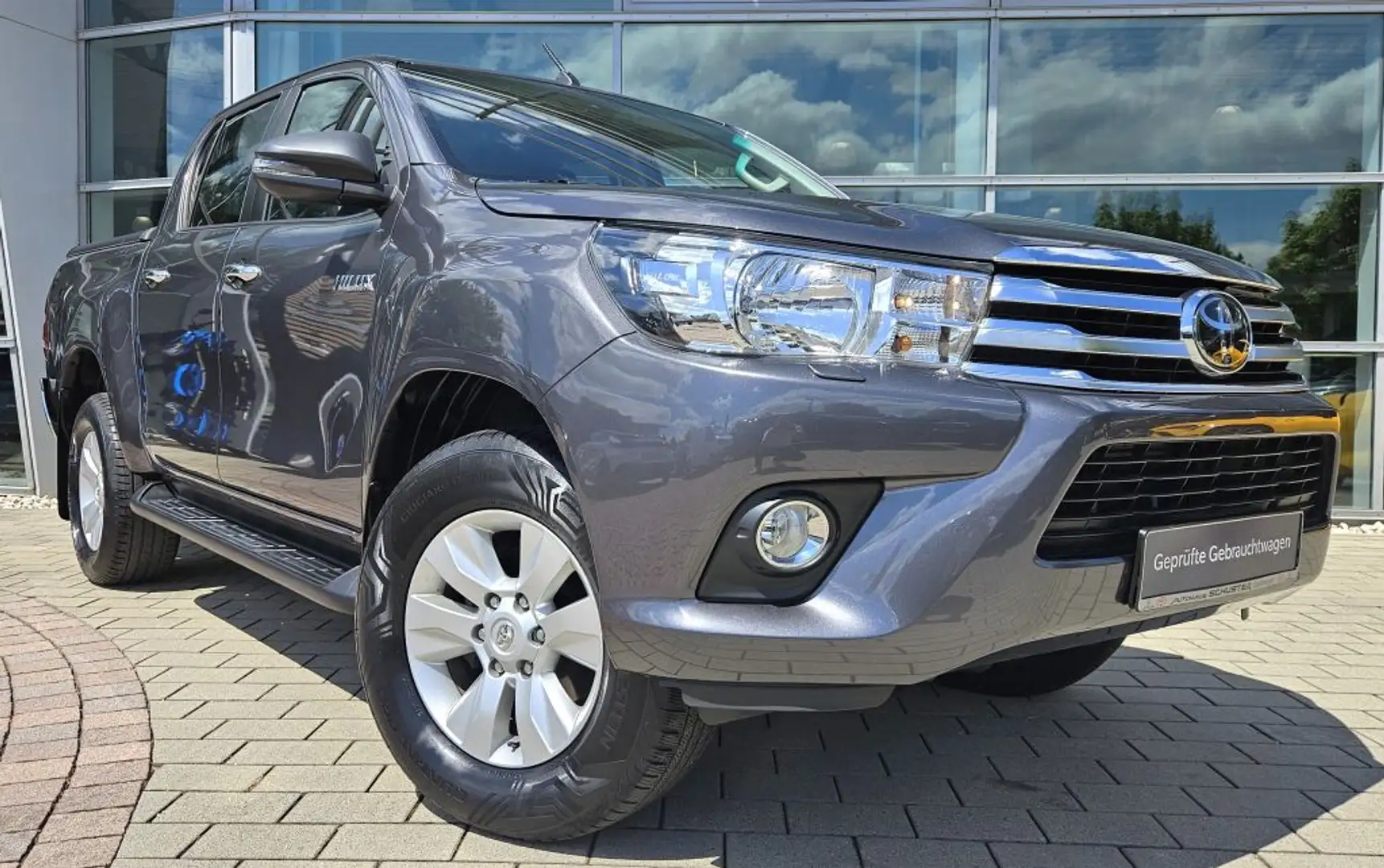 Toyota Hilux 4x4 Double Cab Autm. Comfort Gris - 2