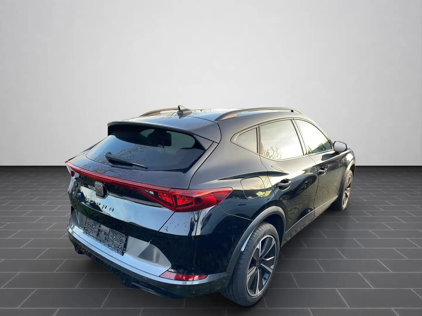 CUPRA Formentor 1,5 TSI DSG NAVI/LED/Sitzheizung vo./u Schwarz - 2