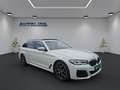 BMW 530 D xDrive M-Paket *PANO* *HEAD-UP* *LED* *KAMERA* Wit - thumbnail 3