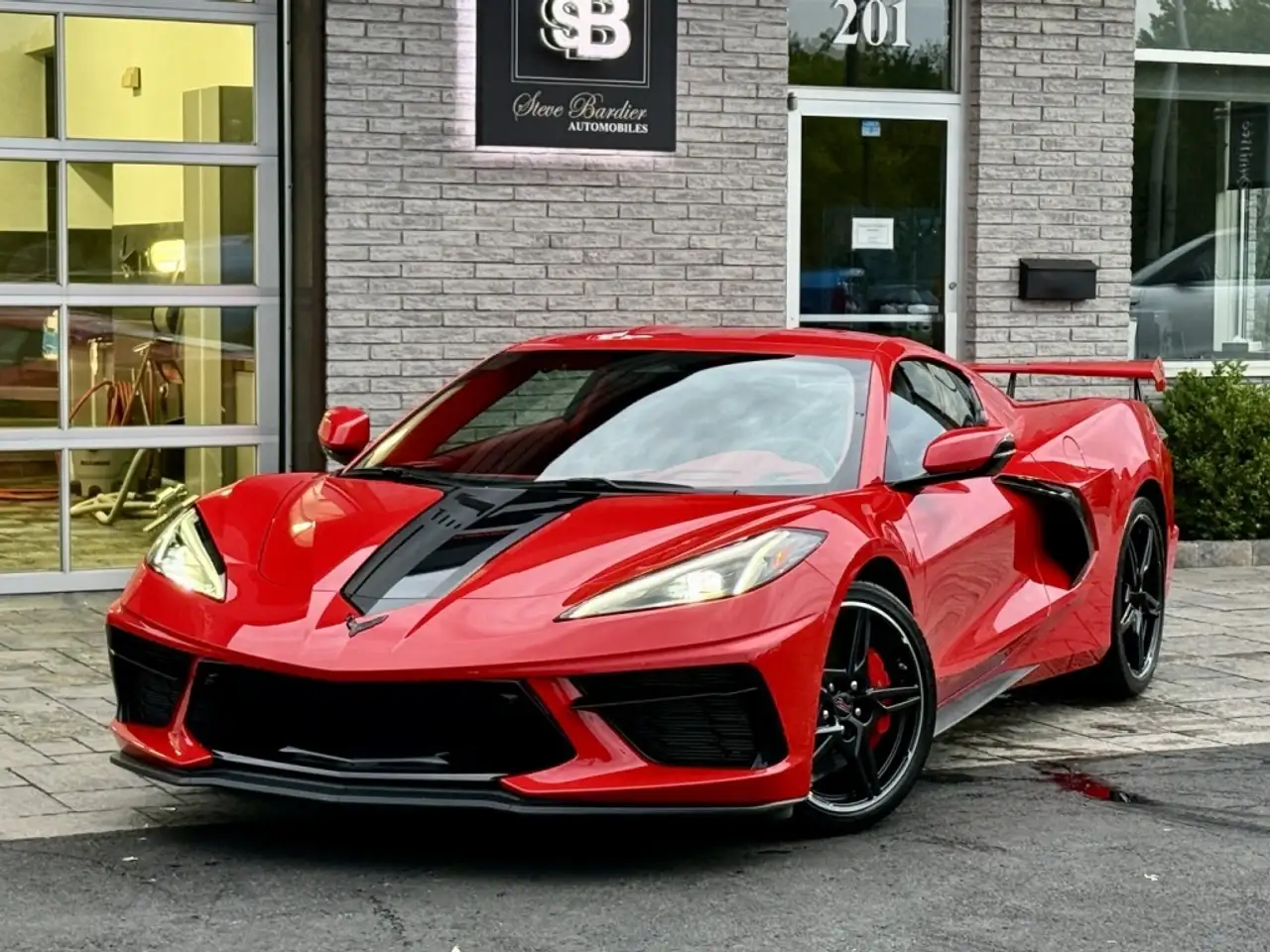 Chevrolet Corvette снимка Chevrolet Corvette