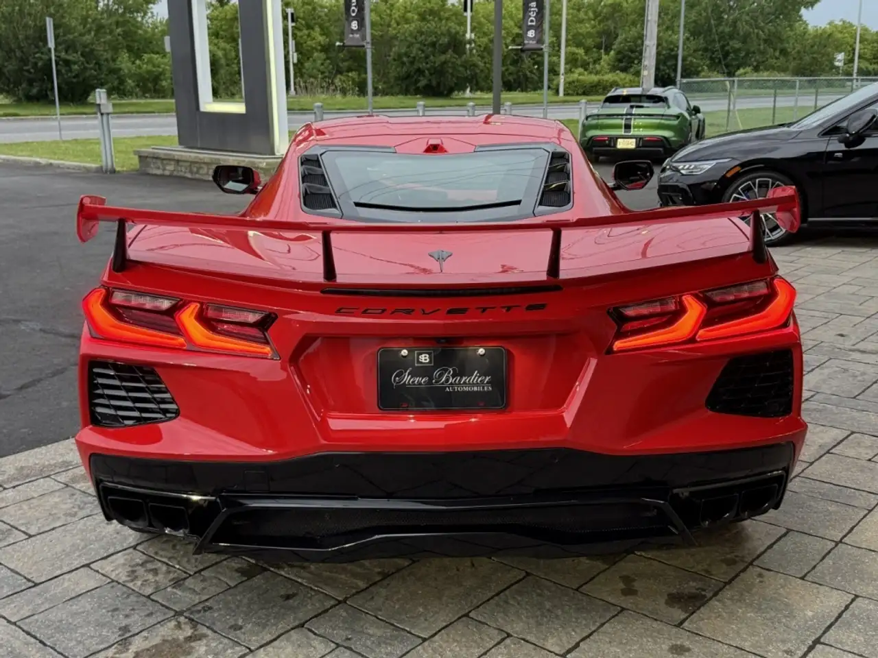 Chevrolet Corvette снимка Chevrolet Corvette