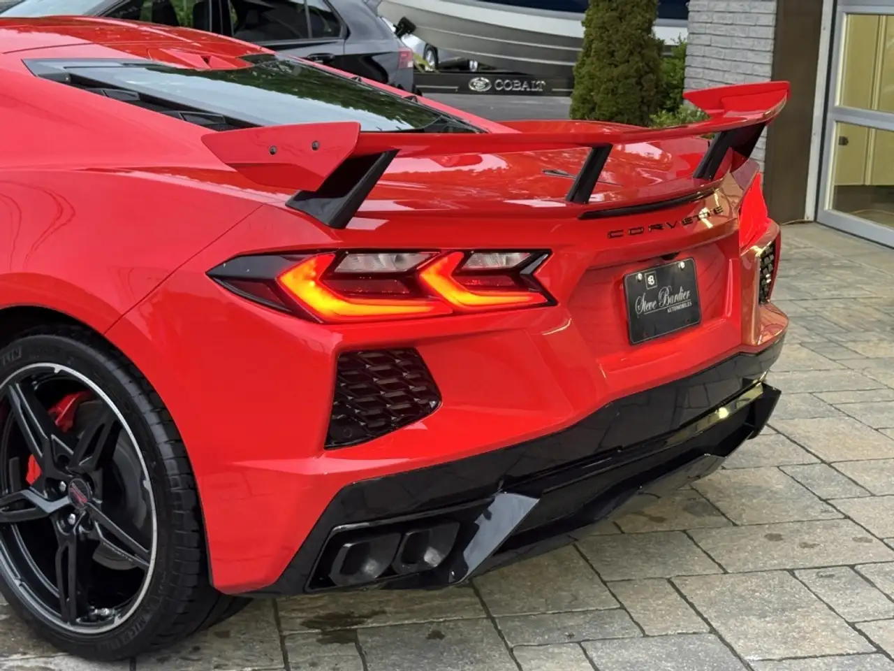 Chevrolet Corvette снимка Chevrolet Corvette