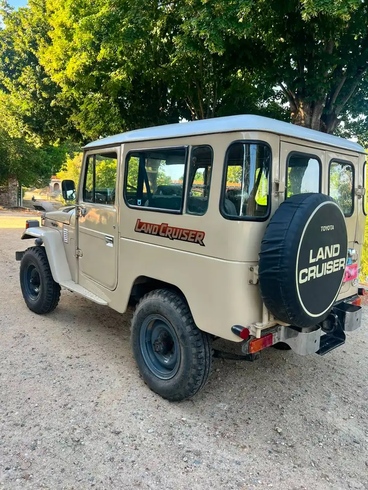 Toyota FJ40 Land Cruiser, foto 2