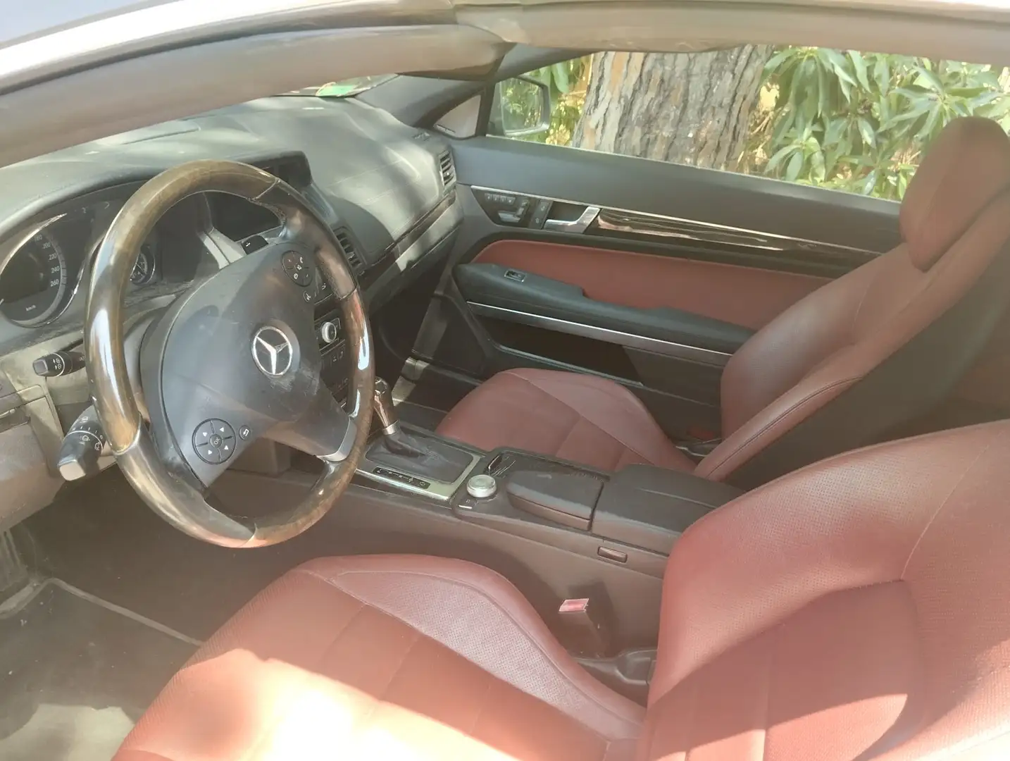 Mercedes-Benz E 250 CGI Cabrio BlueEFFICIENCY Automatik Elegance Verde - 2