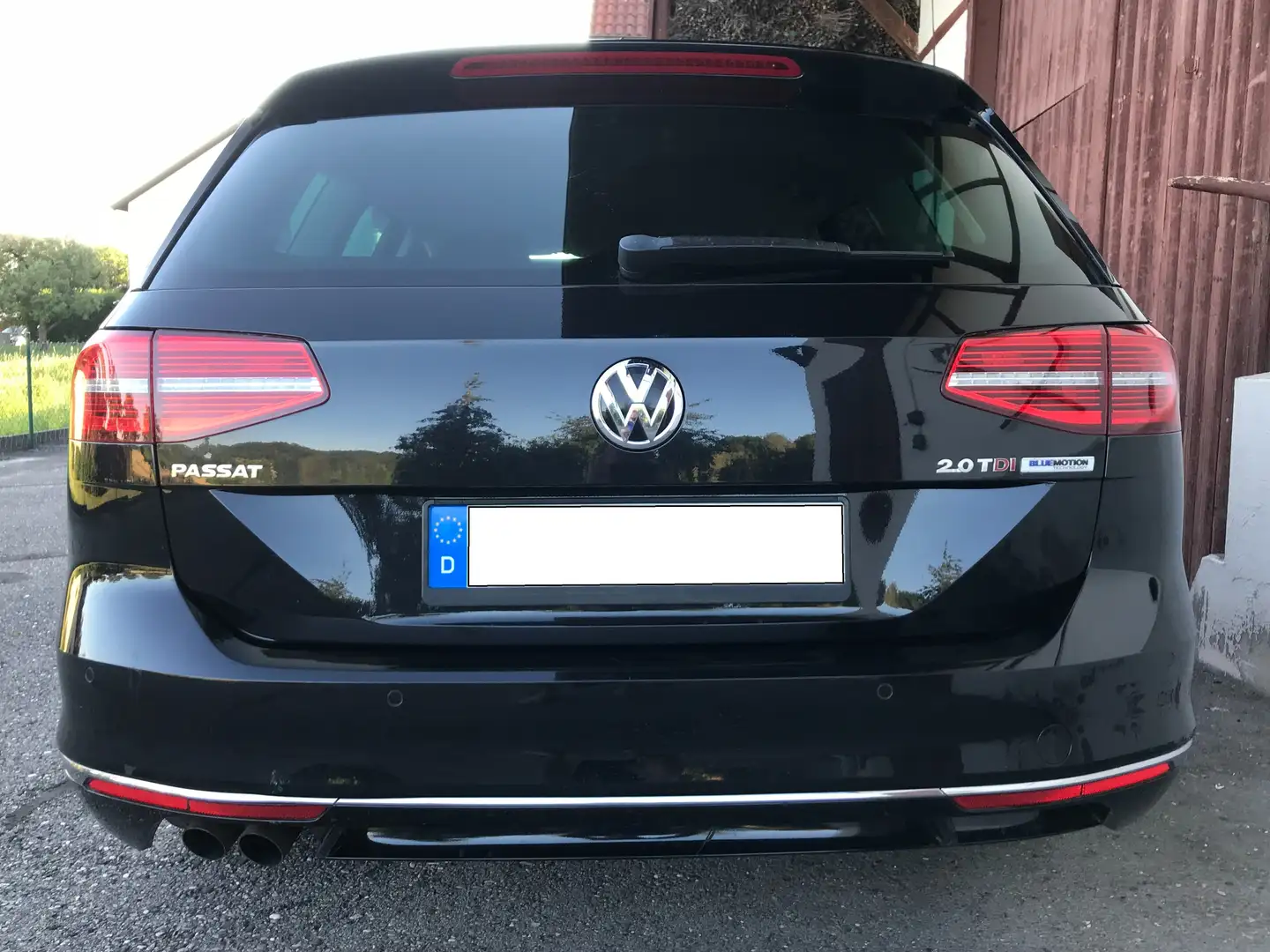Volkswagen Passat Kombi Schwarz - 1