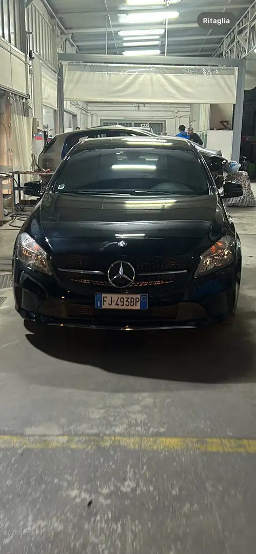 Mercedes-Benz A 160 Classe A - W176 d Sport Activity edition auto Negru - 2