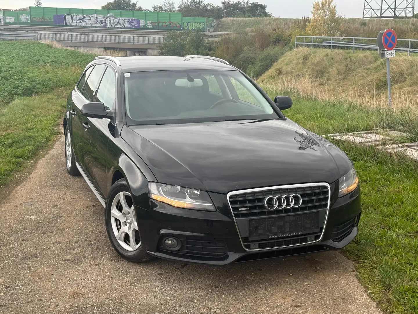 Audi A4 Audi A4 Avant 2,0 TDI Fleet Edition DPF quattro Schwarz - 1
