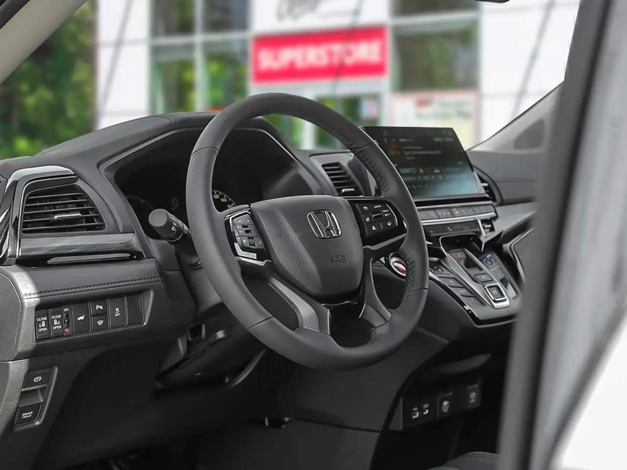 Honda Odyssey снимка Honda Odyssey