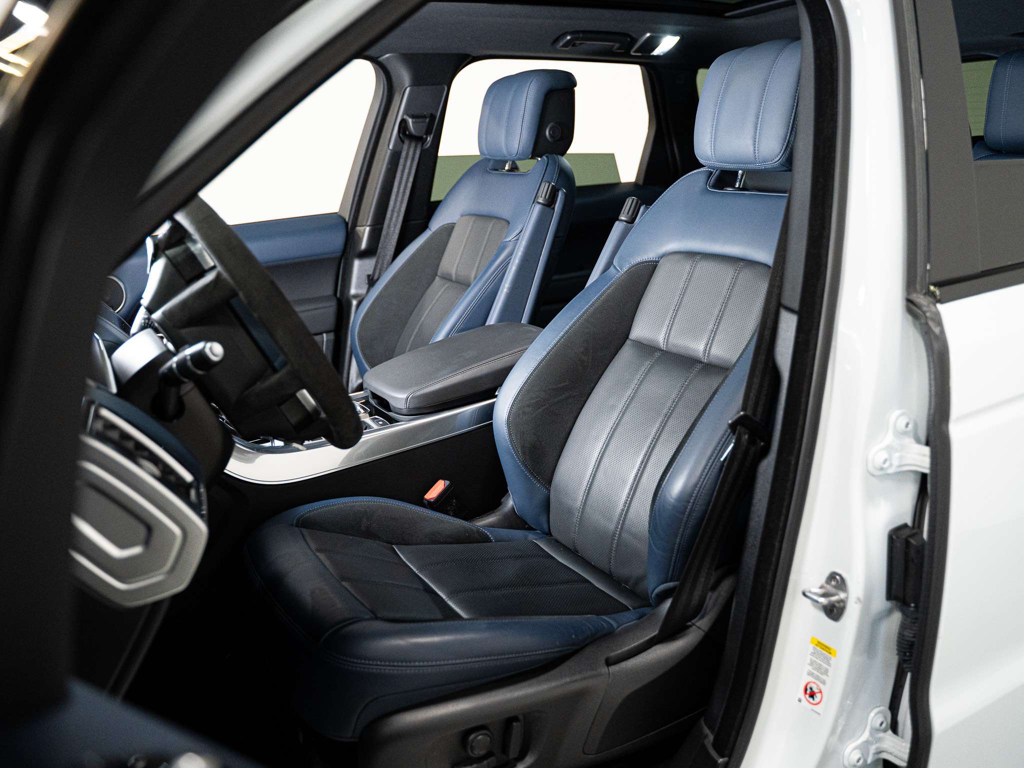 used 2022 Land Rover Range Rover Sport car, priced at $52,900