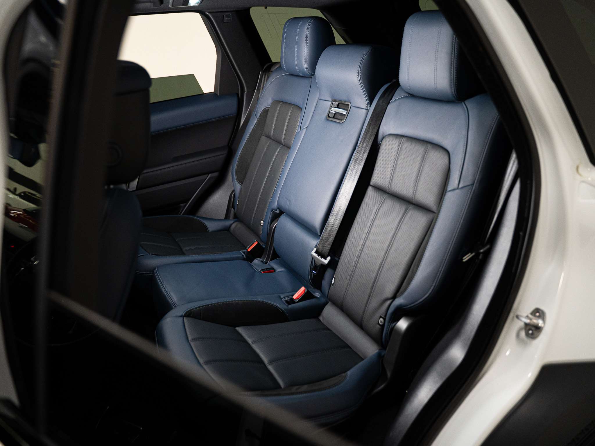 used 2022 Land Rover Range Rover Sport car, priced at $52,900