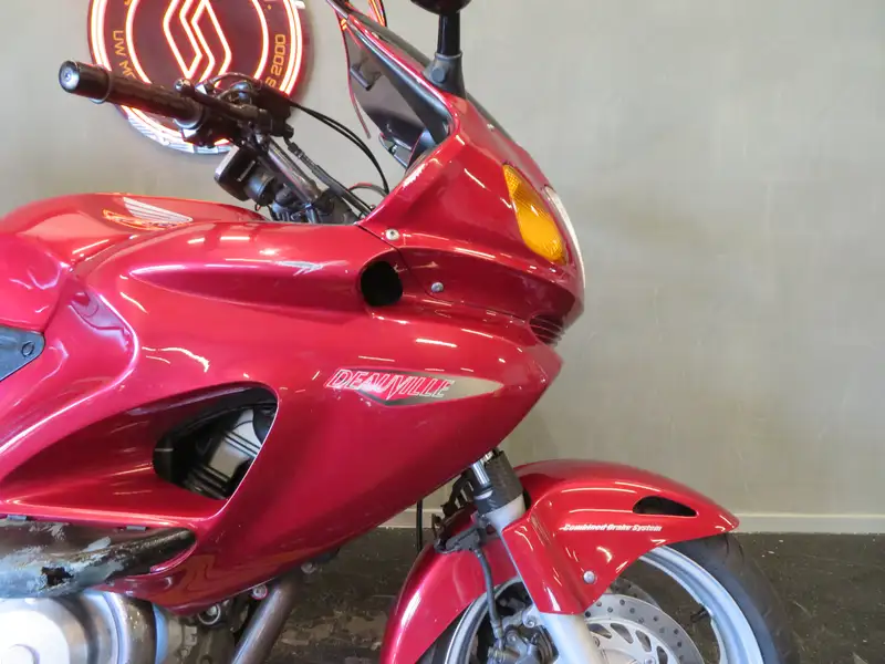 Honda NT 650 Hawk - foto 6
