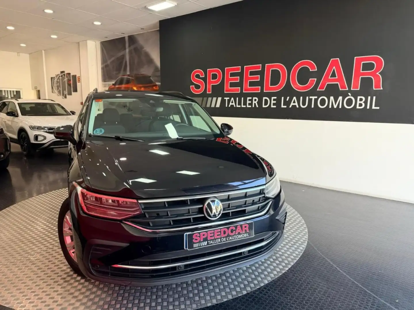Volkswagen Tiguan 1.5 TSI Advance 96kW Negro - 1