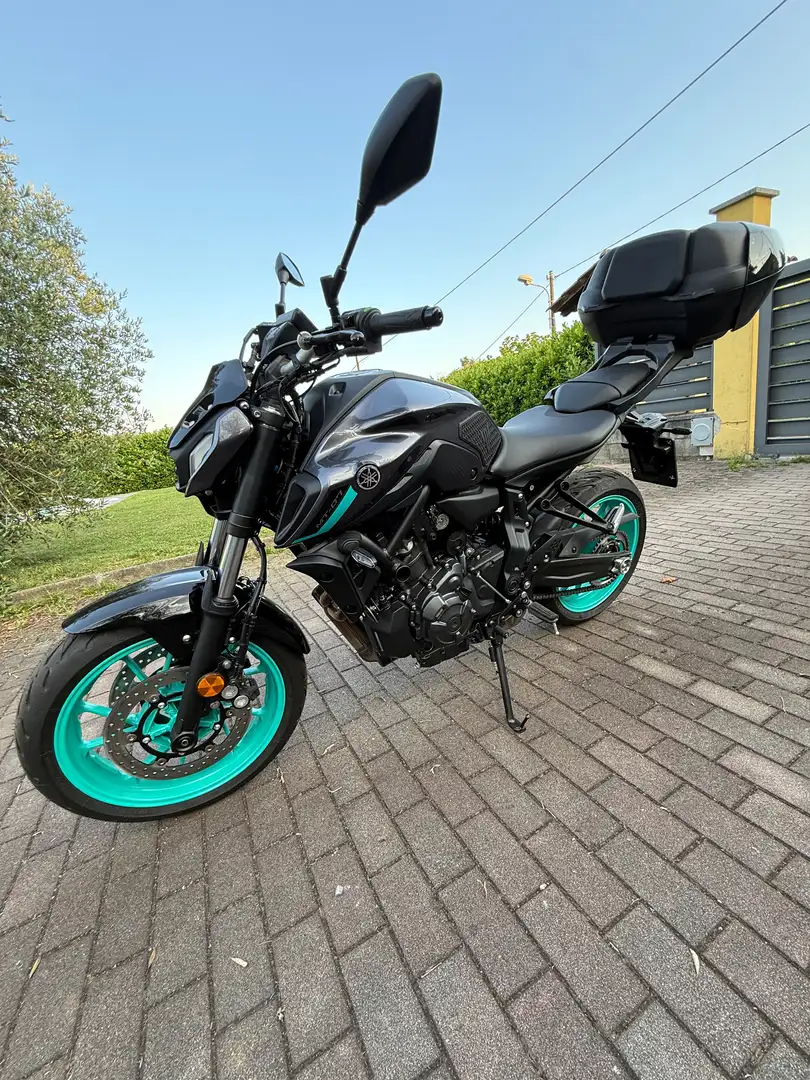 Yamaha MT-07 MT 07 - 2024 - Midnight Cyan Nero - 2