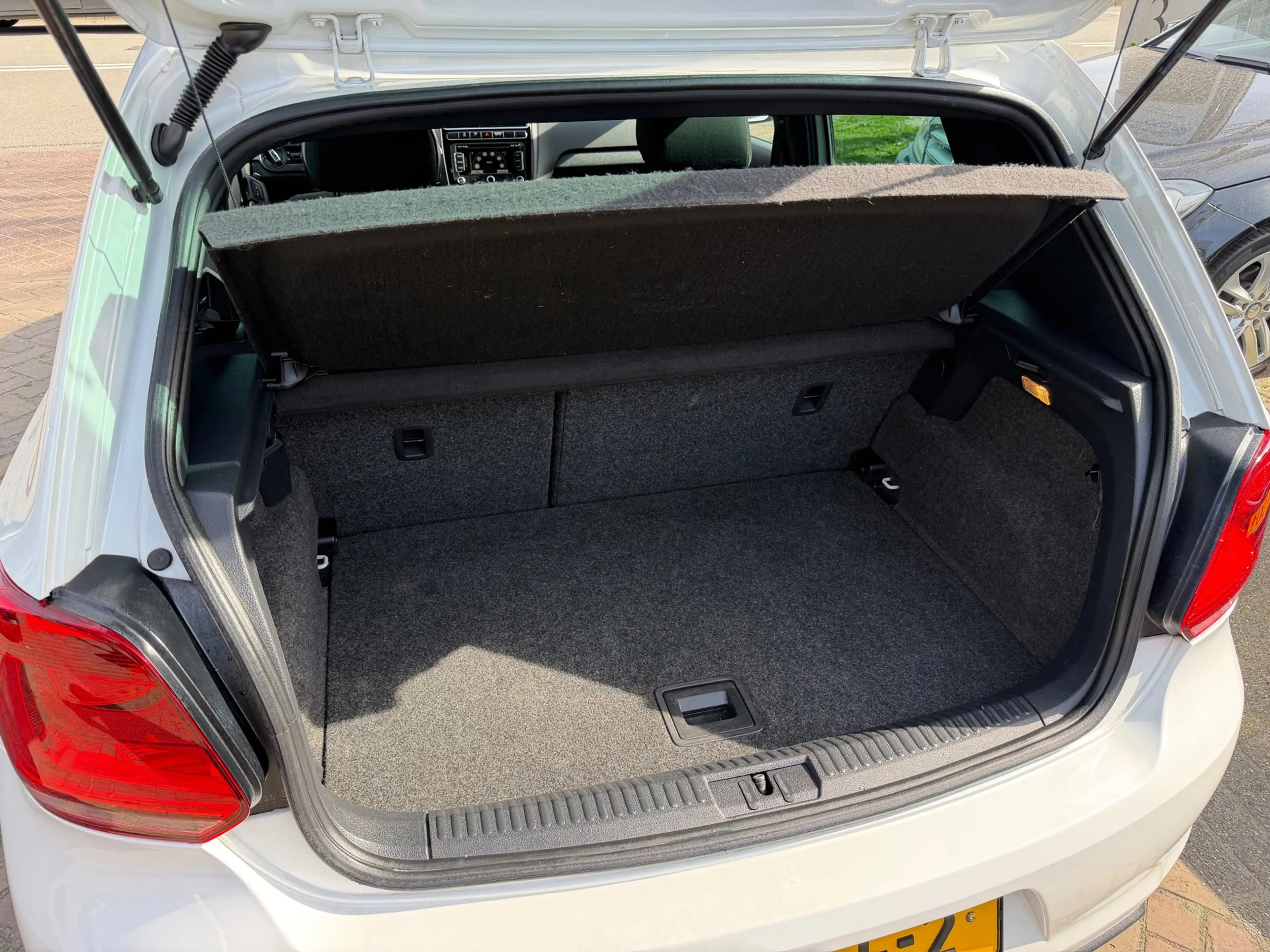 Volkswagen Polo GTI 1.4 TSI Aut/Airco/Cruise/Navi/Nap/Nieuw Apk/2 sleu — photo 9