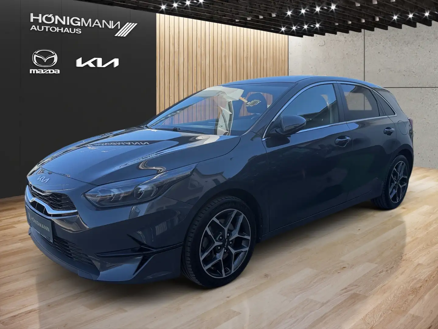 Kia Ceed / cee'd ceed 1,6 CRDi ISG Gold Grau - 1