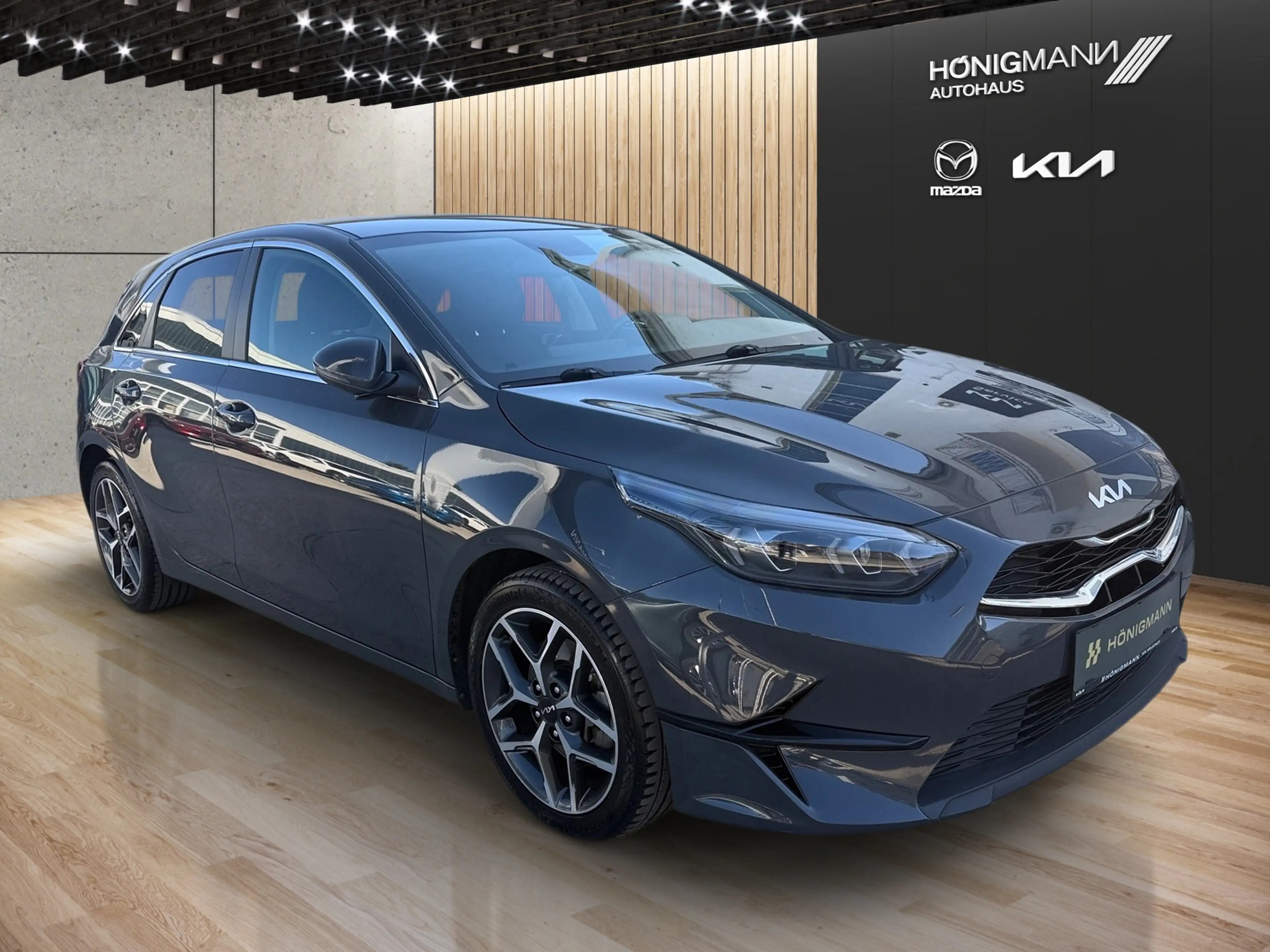 Kia Ceed / cee'd ceed 1,6 CRDi ISG Gold — photo 3