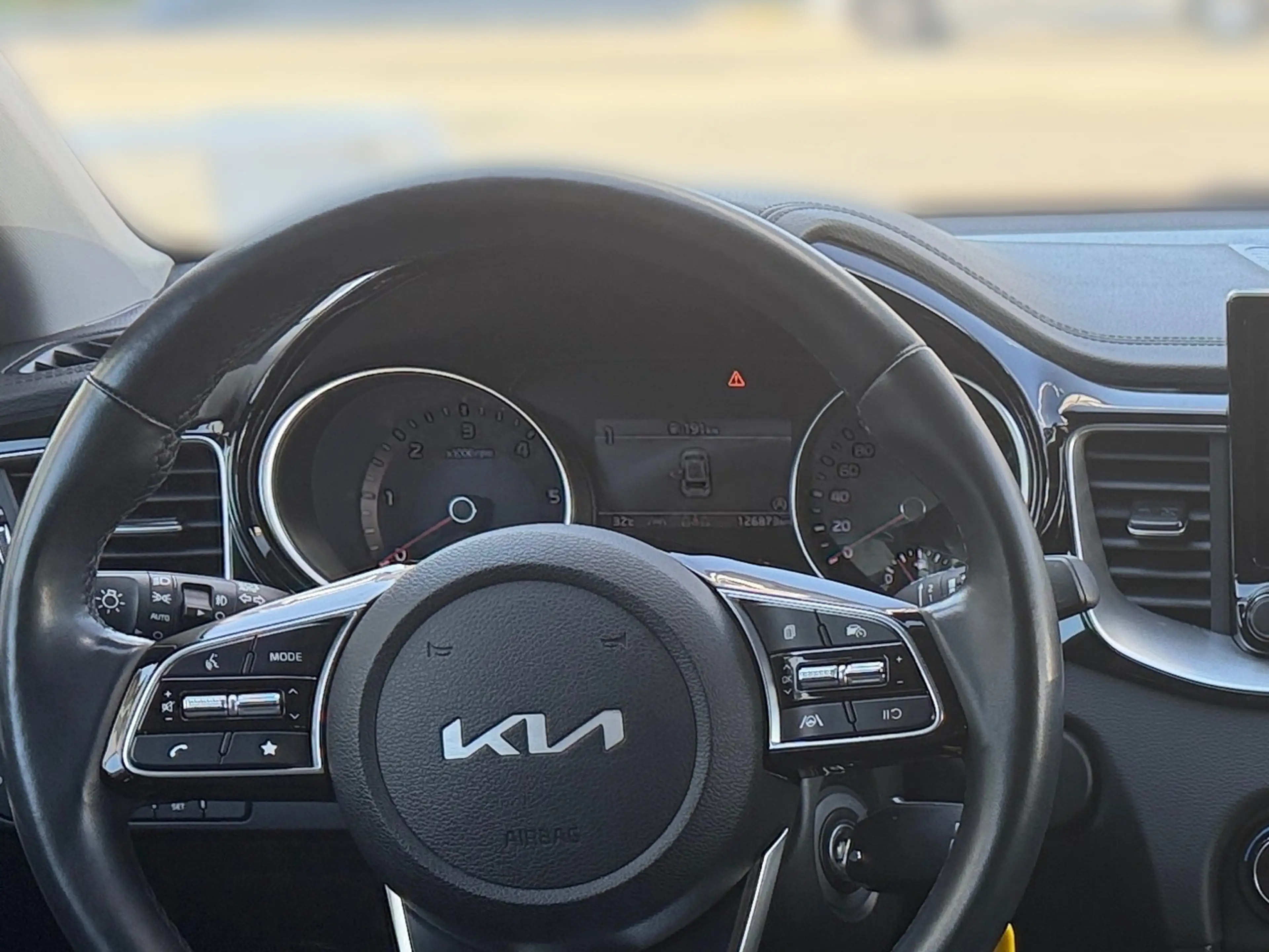 Kia Ceed / cee'd ceed 1,6 CRDi ISG Gold — photo 15