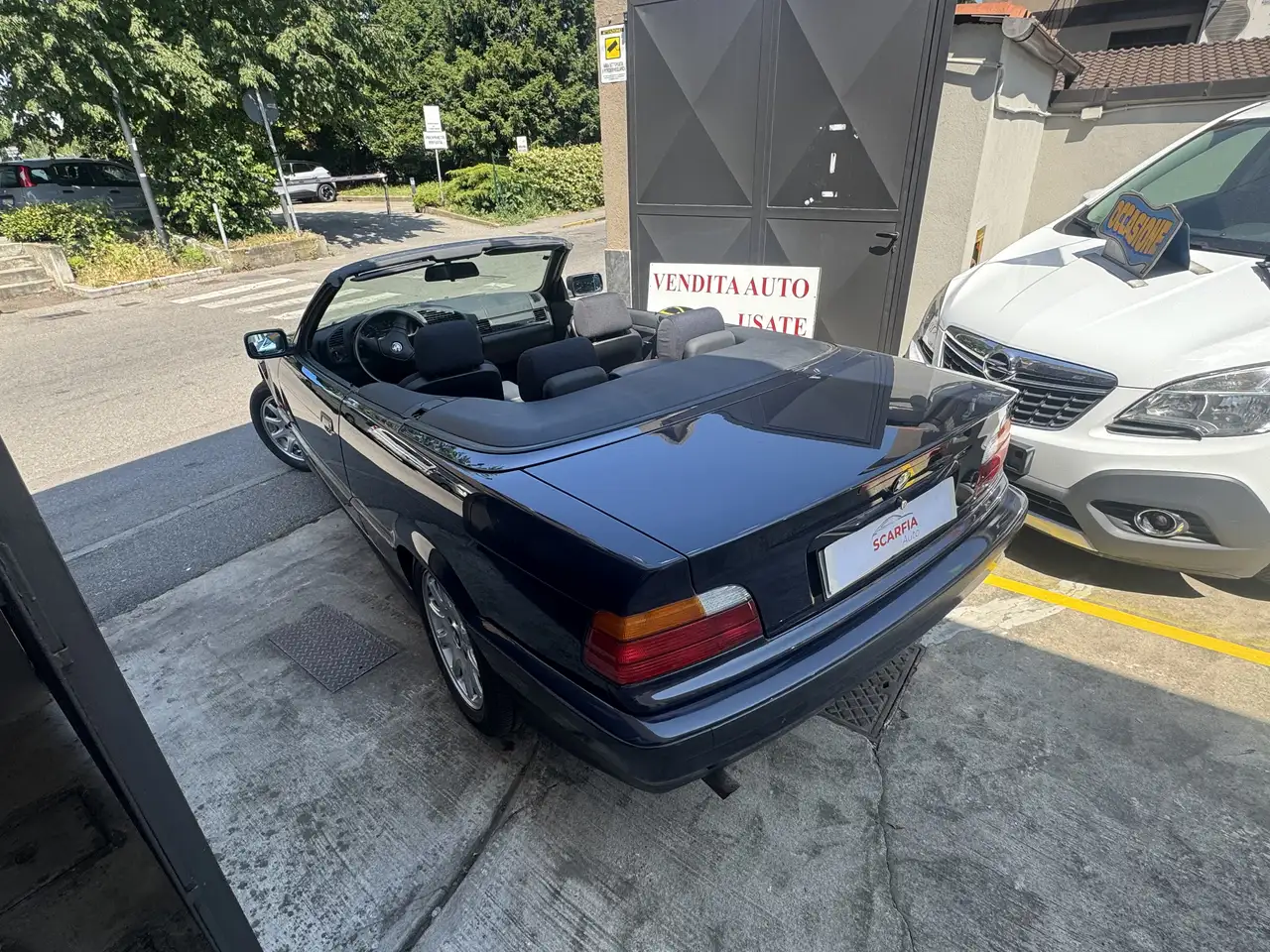 BMW 318i Cabrio+HARD-TOP UNI-PROPRIETARIO -MOLTO BELLA, foto 4