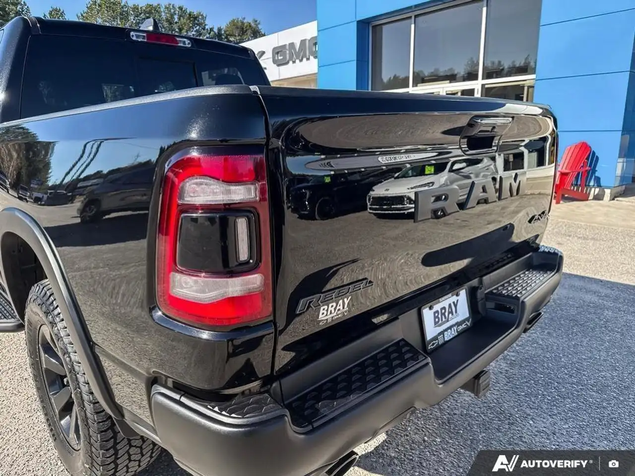 RAM 1500 снимка RAM 1500