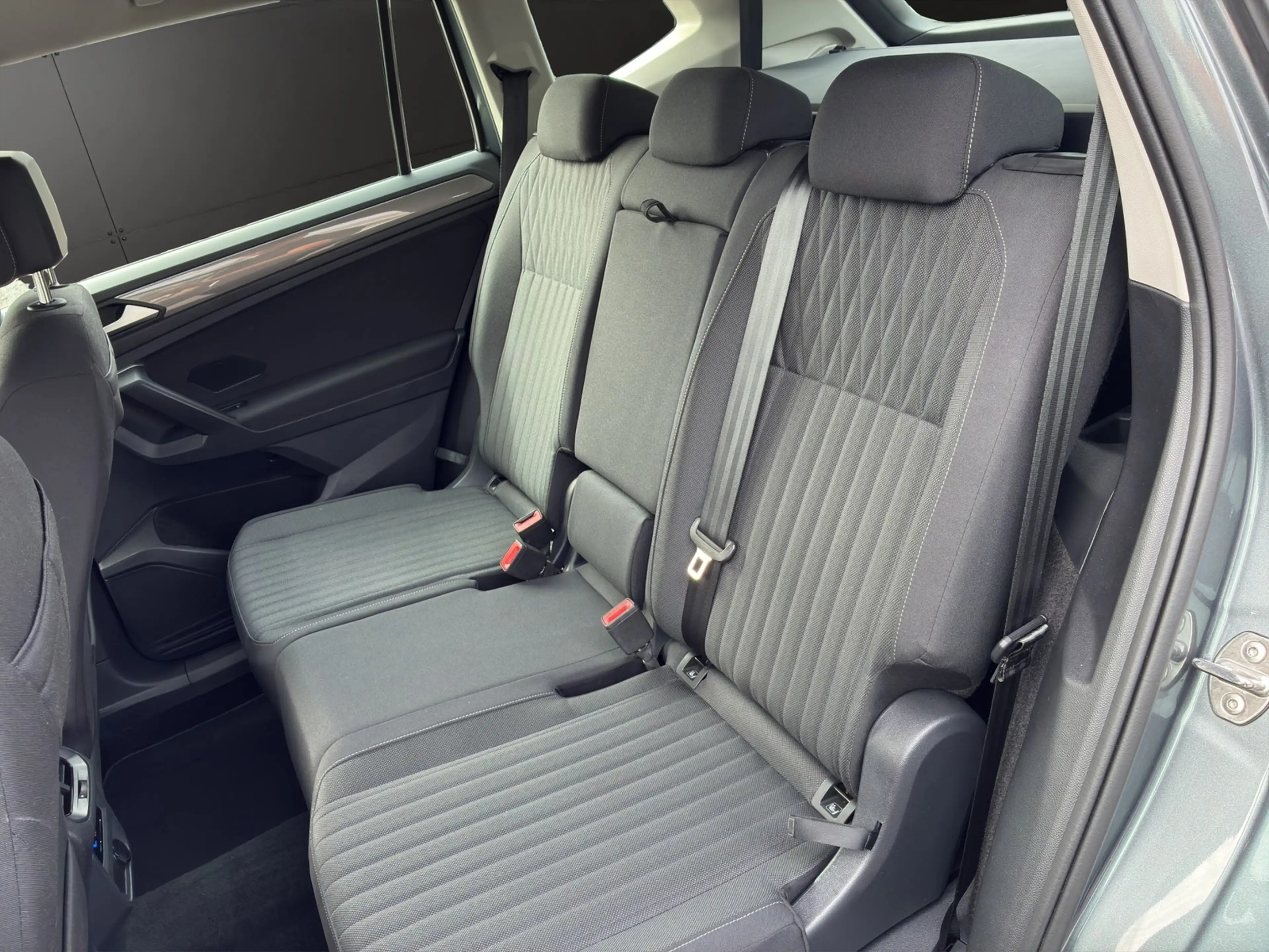 Volkswagen Tiguan Allspace 1.5 TSI Life DSG LED+Navi+AHK — photo 15