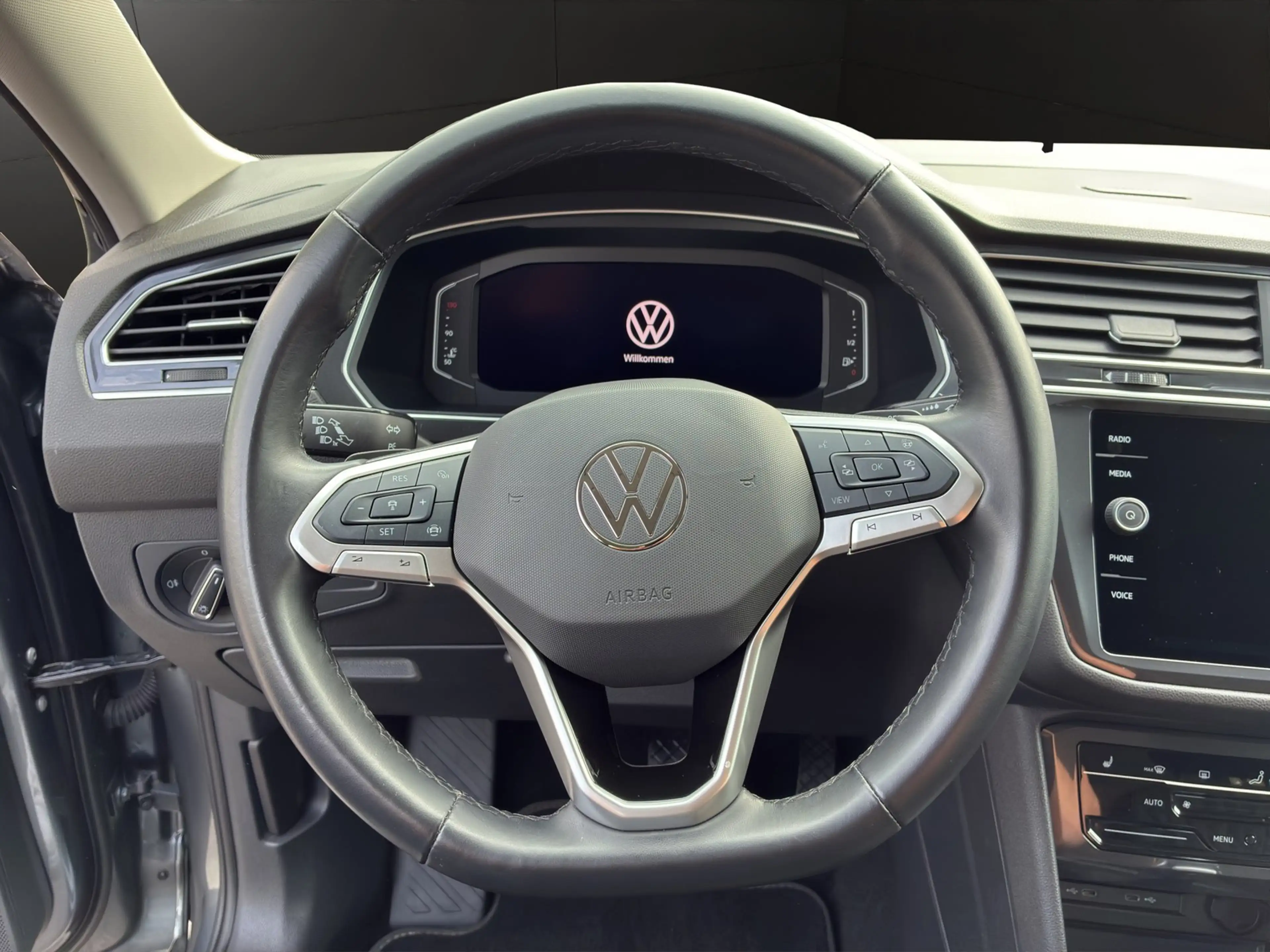 Volkswagen Tiguan Allspace 1.5 TSI Life DSG LED+Navi+AHK — photo 11