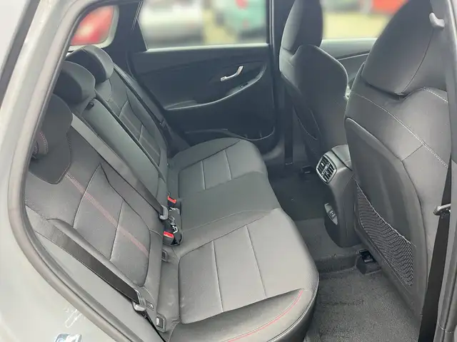 Hyundai i30 view 11