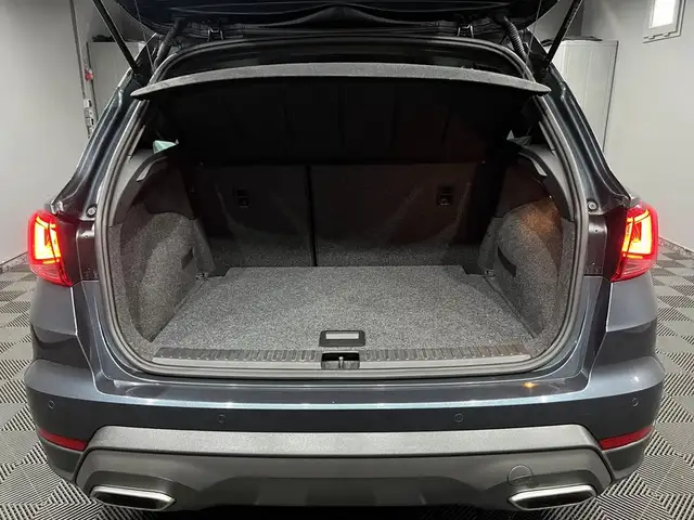 Seat Arona view 8
