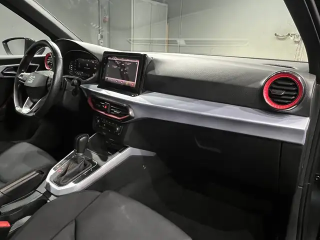 Seat Arona view 14
