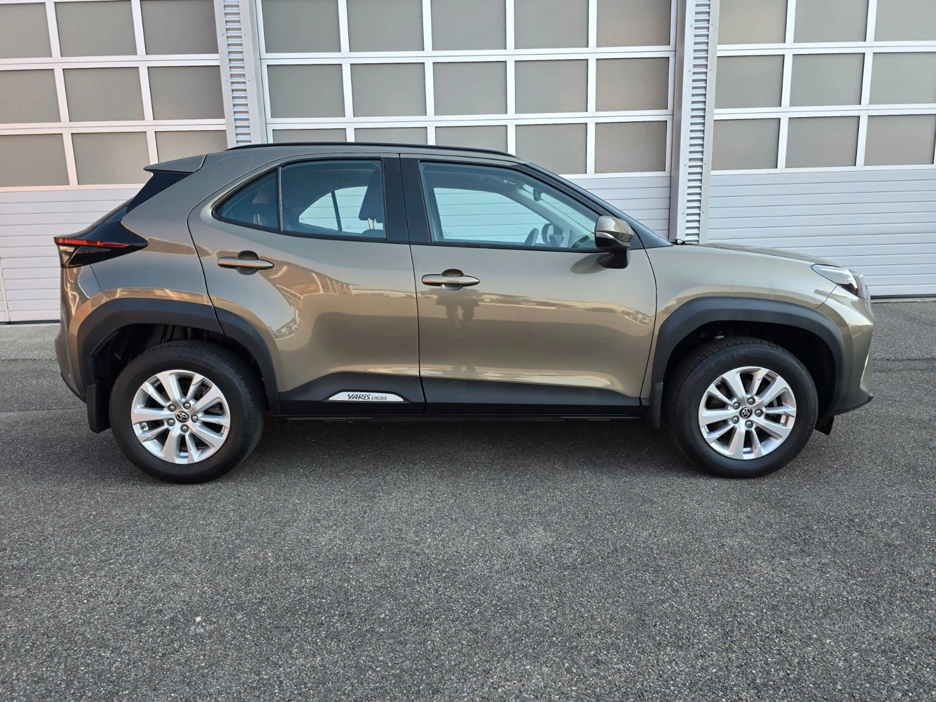 Toyota Yaris Cross Hybrid,Automatik, Garantie — photo 5