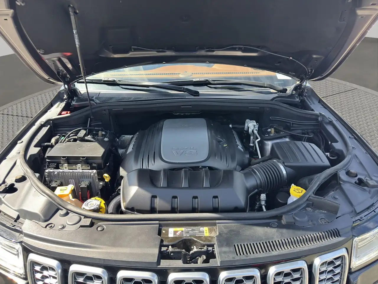 Jeep Grand Cherokee photo Jeep Grand Cherokee