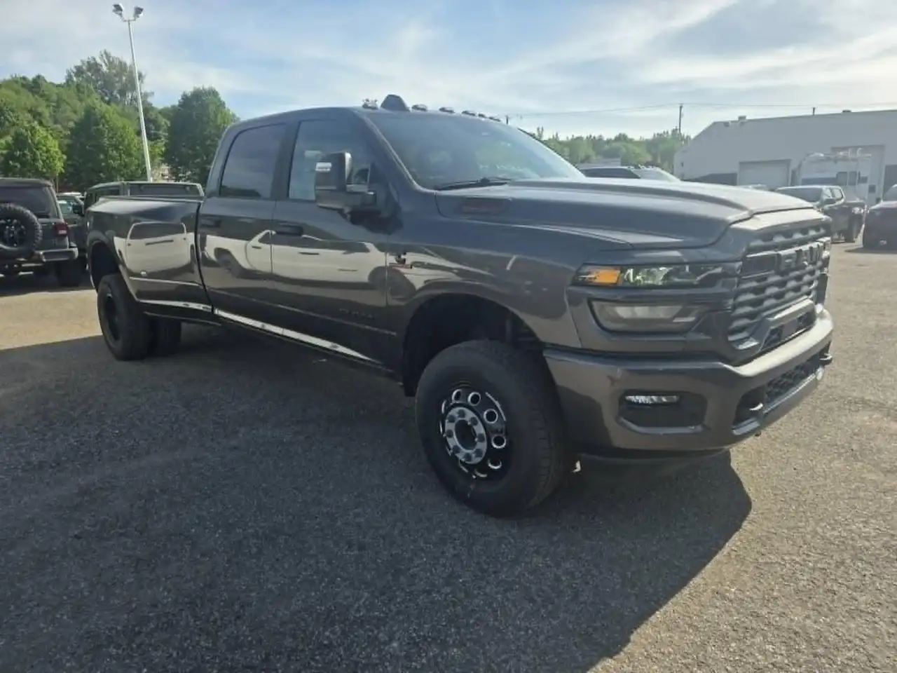 RAM 3500 снимка RAM 3500