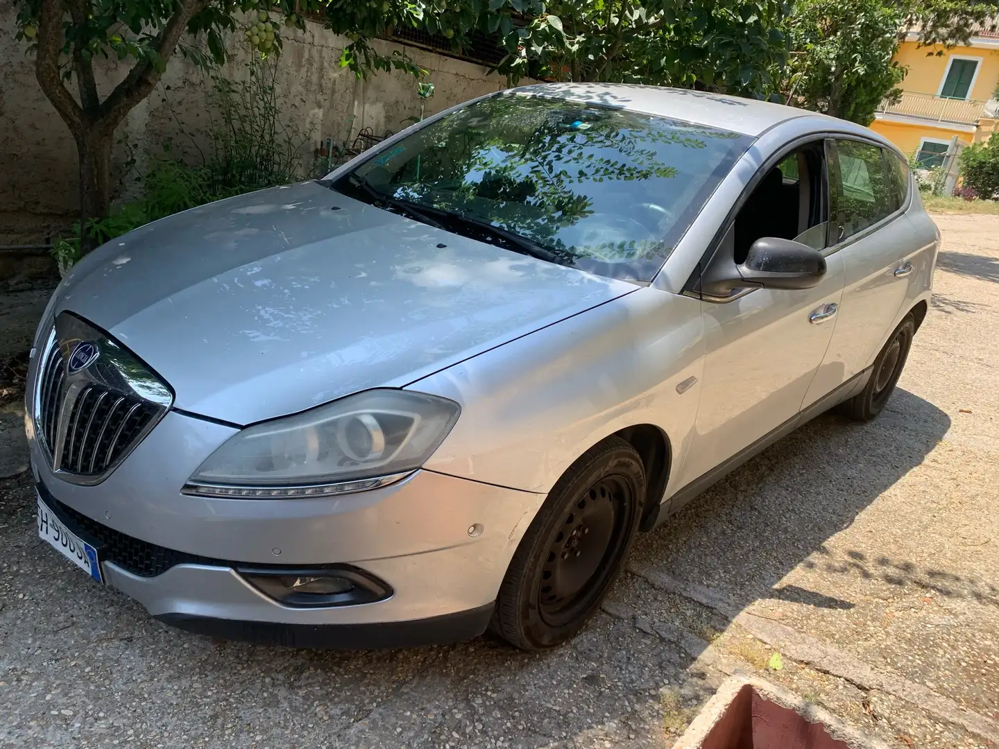 Lancia Delta 2.0 mjt Argento 165cv dpf Grigio - 1