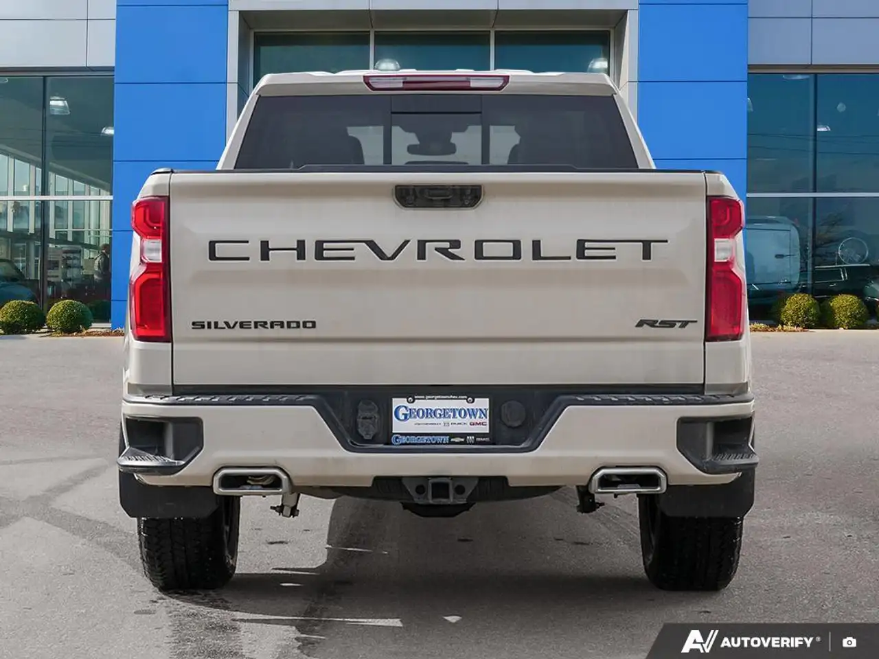Chevrolet Silverado 1500 снимка Chevrolet Silverado 1500