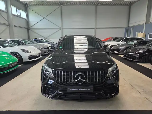 Mercedes-Benz GLC view 4