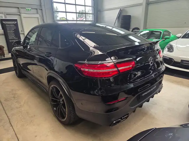 Mercedes-Benz GLC view 13