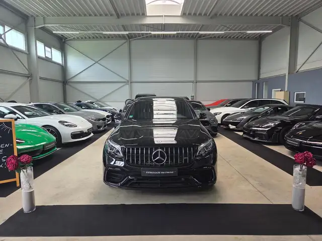 Mercedes-Benz 450 view 2